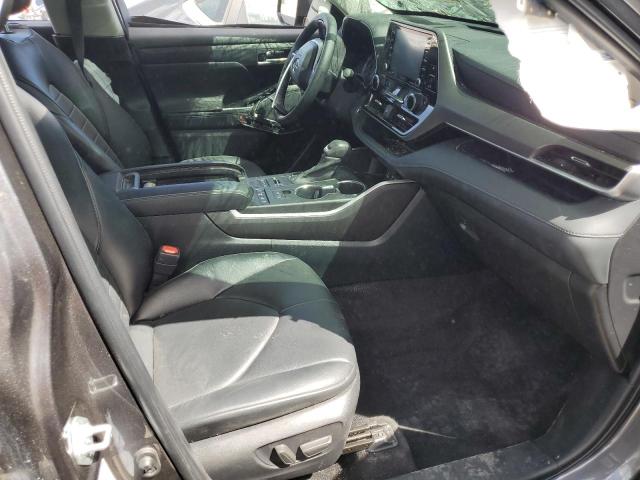 Photo 7 from auction – 2022 TOYOTA HIGHLANDER with VIN 5TDHZRBH9NS229958