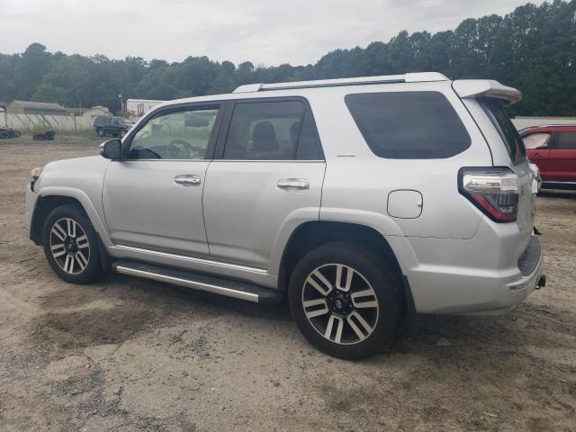 Photo 2 from auction – 2015 TOYOTA 4RUNNER SR with VIN JTEBU5JR4F5258889