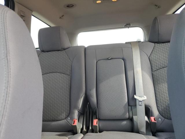 Photo 10 from auction – 2010 CHEVROLET TRAVERSE L with VIN 1GNLREEDXAJ227209