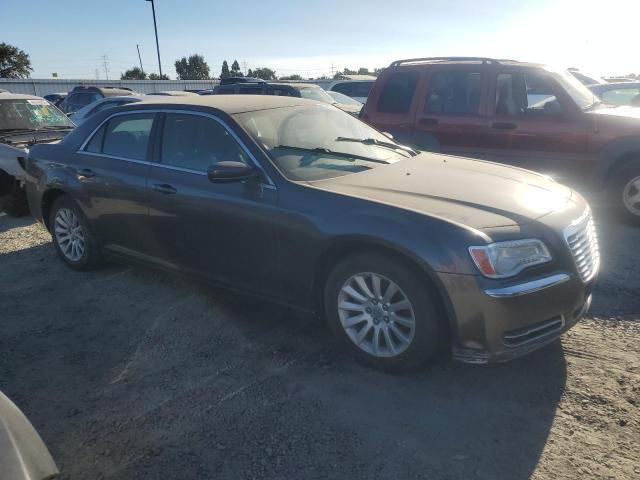 Photo 4 from auction – 2013 CHRYSLER 300 with VIN 2C3CCAAG9DH608904