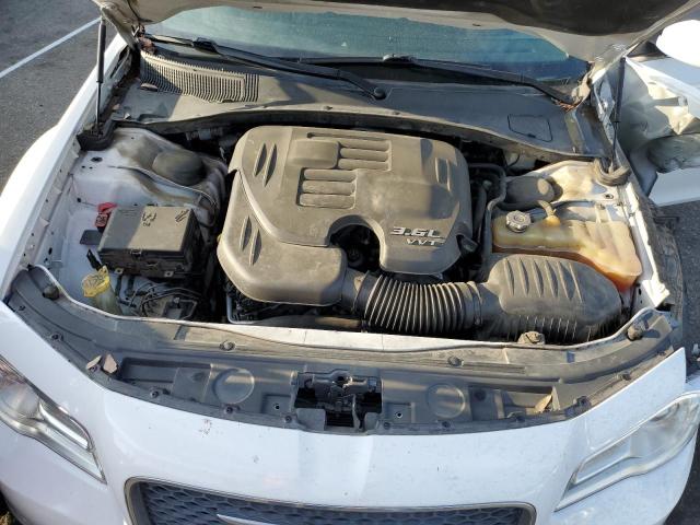 Photo 11 from auction – 2016 CHRYSLER 300 LIMITE with VIN 2C3CCAAG2GH206887