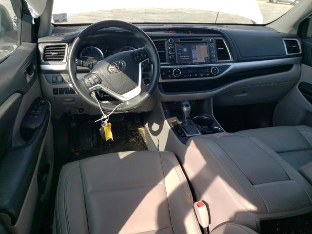 Photo 8 from auction – 2018 TOYOTA HIGHLANDER with VIN 5TDKZRFHXJS548764