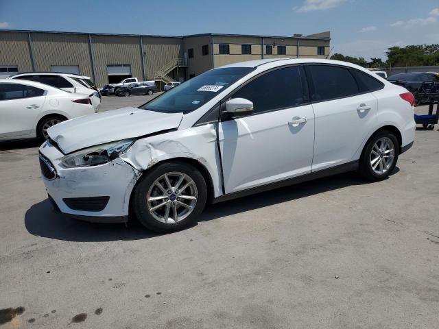 FORD FOCUS SE 2015 with VIN 1FADP3F2XFL347761 - Photo from auction