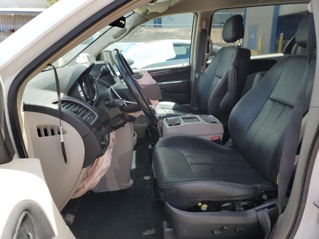 Photo 7 from auction – 2016 CHRYSLER TOWN & COU with VIN 2C4RC1BGXGR290262