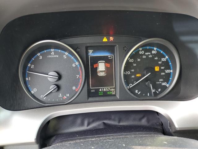 Photo 9 from auction – 2018 TOYOTA RAV4 ADVEN with VIN JTMRFREV1JD244930