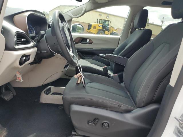 Photo 7 from auction – 2017 CHRYSLER PACIFICA L with VIN 2C4RC1CG8HR623123