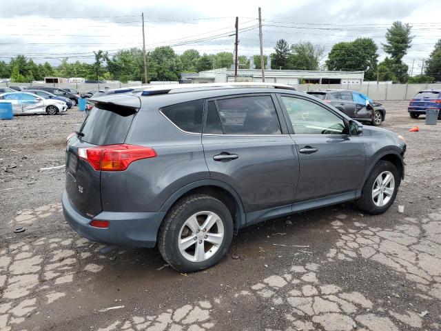 Photo 3 from auction – 2014 TOYOTA RAV4 XLE with VIN JTMRFREV0ED069897