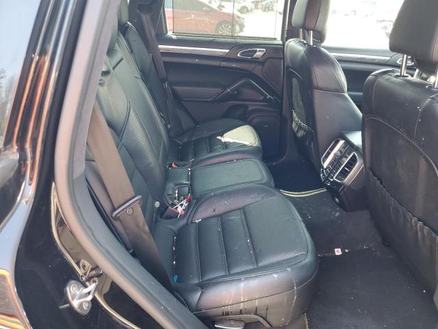 Photo 11 from auction – 2016 PORSCHE CAYENNE TU with VIN WP1AC2A25GLA89207