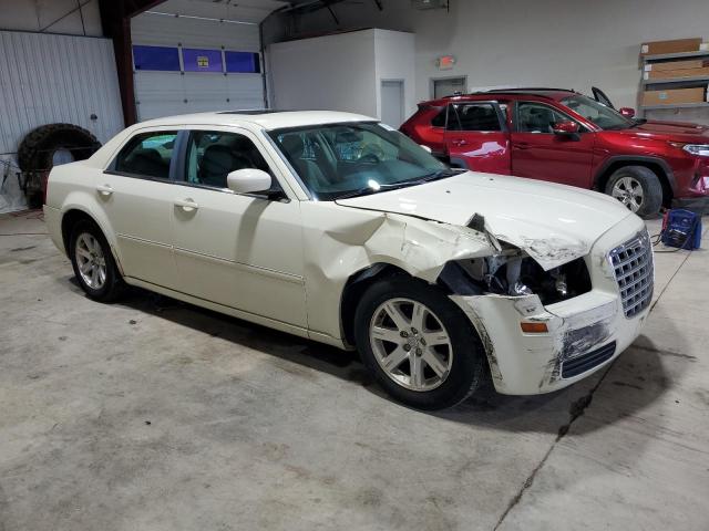 Photo 4 from auction – 2007 CHRYSLER 300 with VIN 2C3LA43R37H879385