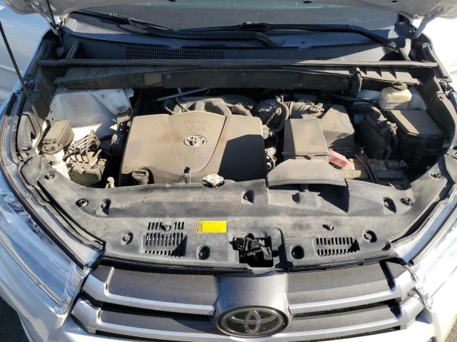 صورة رقم 12 من المزاد - 2018 TOYOTA HIGHLANDER مع VIN 5TDBZRFHXJS876363