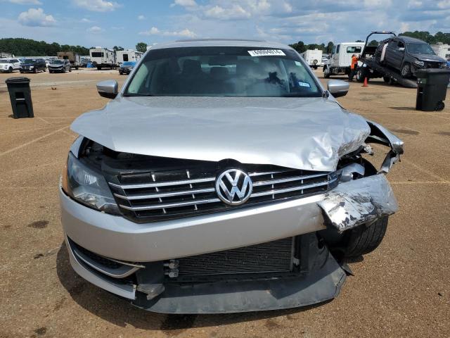 Photo 5 from auction – 2014 VOLKSWAGEN PASSAT SE with VIN 1VWBN7A33EC050227