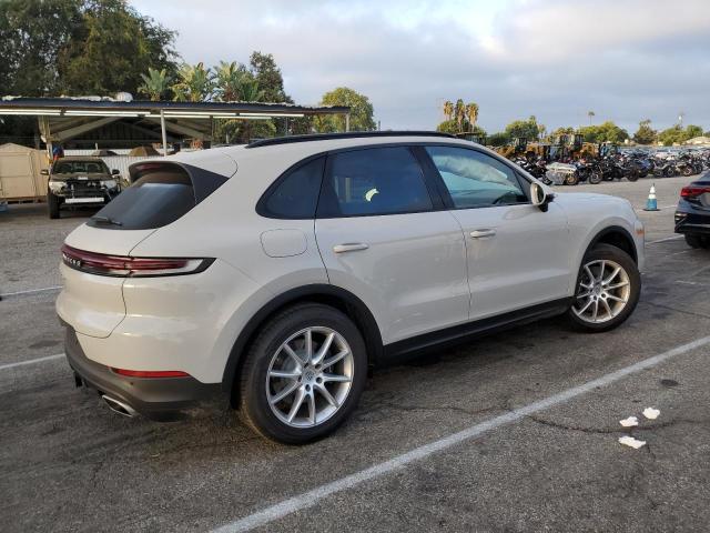 Photo 3 from auction – 2024 PORSCHE CAYENNE with VIN WP1AA2AY4RDA10228