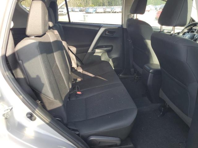 Photo 11 from auction – 2018 TOYOTA RAV4 LE with VIN 2T3BFREV8JW785705