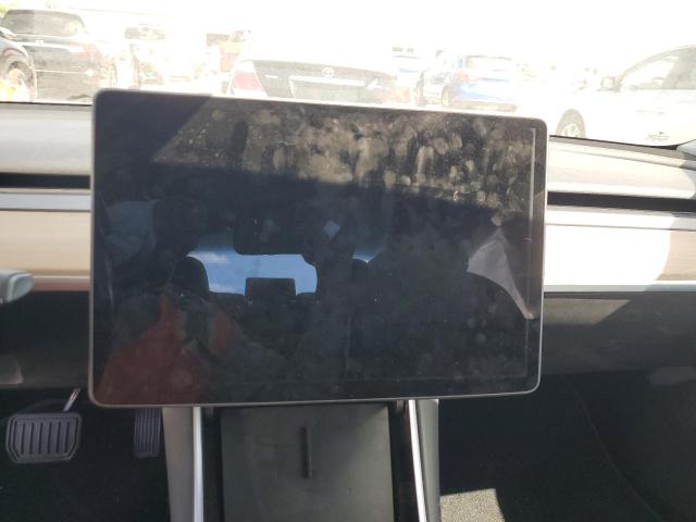Photo 9 from auction – 2018 TESLA MODEL 3 with VIN 5YJ3E1EA1JF048468