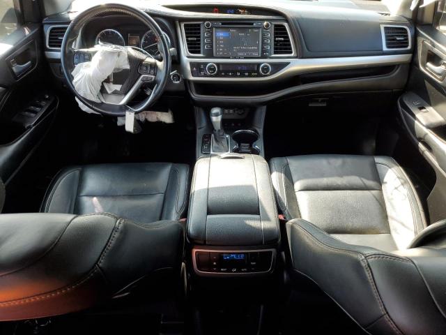 Zdjęcie 8 z aukcji – 2018 TOYOTA HIGHLANDER z VIN 5TDJZRFH9JS499133