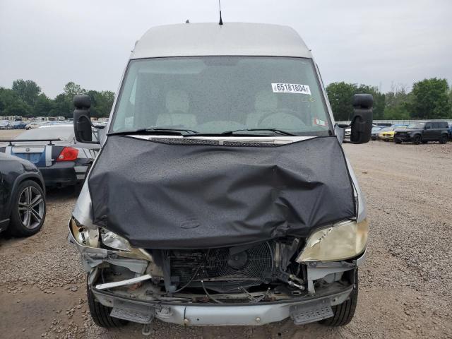 Photo 5 from auction – 2005 DODGE SPRINTER with VIN WD2PD744555732352