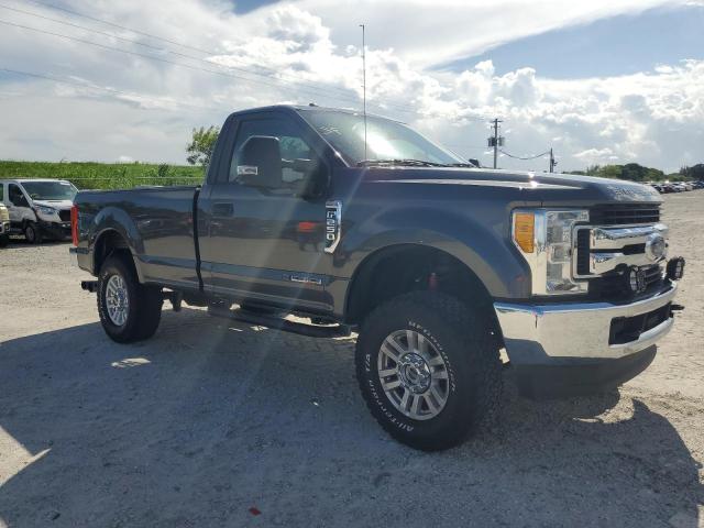 Zdjęcie 4 z aukcji – 2017 FORD F250 SUPER z VIN 1FTBF2BTXHED86449