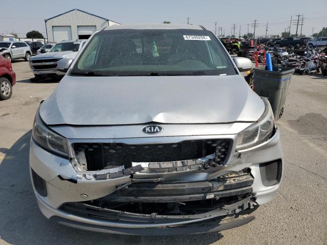 Photo 5 from auction – 2016 KIA SEDONA LX with VIN KNDMB5C15G6164719