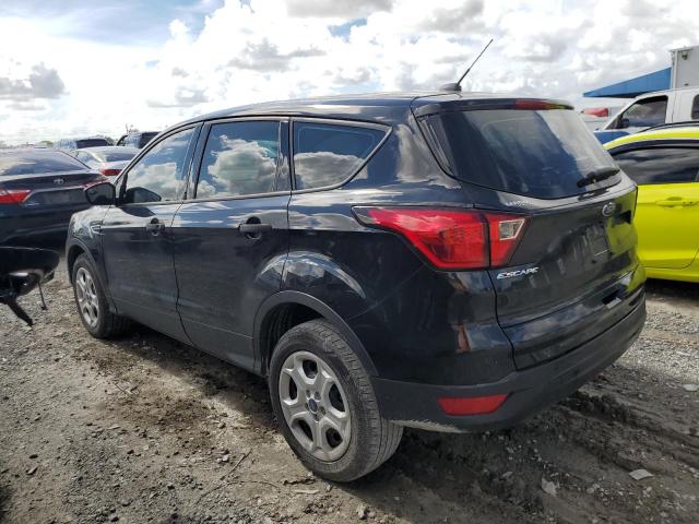 Photo 2 from auction – 2019 FORD ESCAPE S with VIN 1FMCU0F72KUB75217