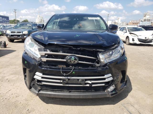 Photo 5 from auction – 2018 TOYOTA HIGHLANDER with VIN 5TDBZRFH6JS871578