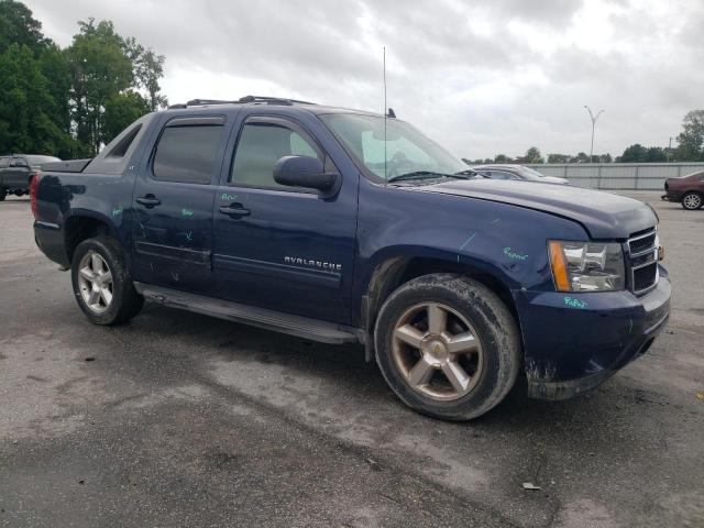 Photo 4 from auction – 2011 CHEVROLET AVALANCHE with VIN 3GNMCFE0XBG158274