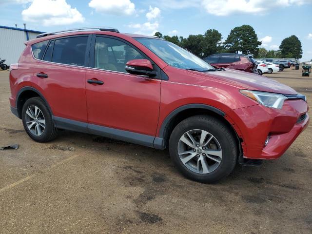 Photo 4 from auction – 2016 TOYOTA RAV4 XLE with VIN JTMWFREV0GJ072645