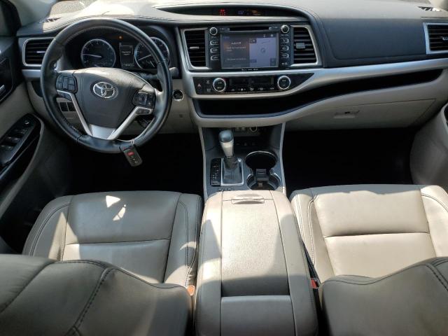 Photo 8 from auction – 2018 TOYOTA HIGHLANDER with VIN 5TDJZRFH6JS529060