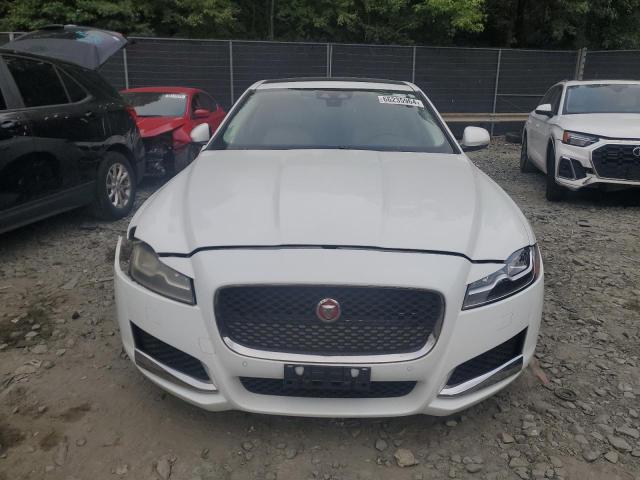 Photo 5 from auction – 2016 JAGUAR XF PREMIUM with VIN SAJBJ4BV5GCY23670