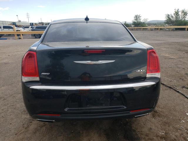 Photo 6 from auction – 2017 CHRYSLER 300 LIMITE with VIN 2C3CCARG5HH599869
