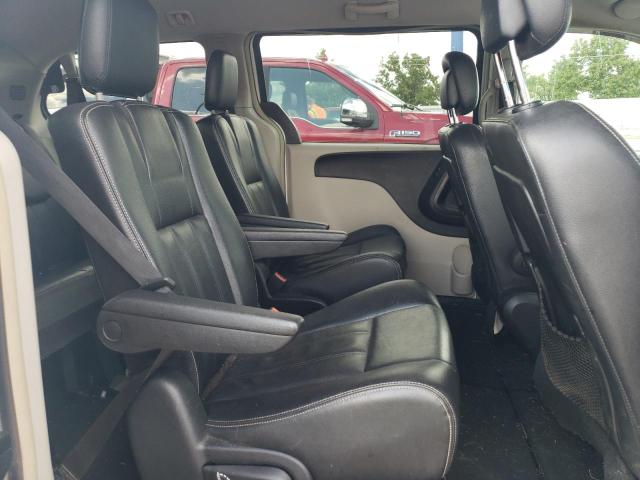 Photo 11 from auction – 2014 CHRYSLER TOWN & COU with VIN 2C4RC1BG8ER157237