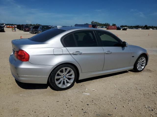Photo 3 from auction – 2011 BMW 328 I with VIN WBAPH7G58BNN03828