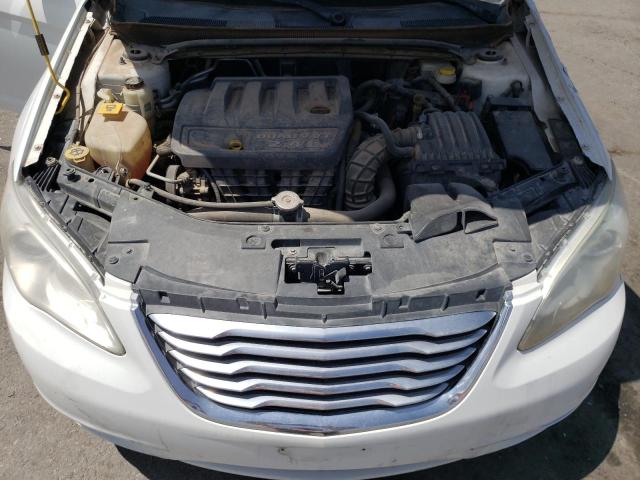 Photo 11 from auction – 2012 CHRYSLER 200 LX with VIN 1C3CCBAB7CN295335