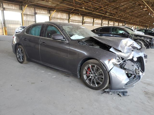 Photo 4 from auction – 2017 ALFA ROMEO GIULIA with VIN ZARFAEBN7H7546493
