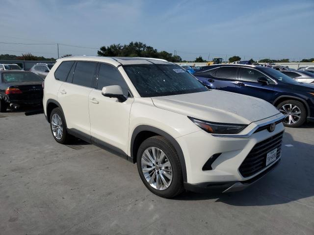 Photo 4 from auction – 2024 TOYOTA GRAND HIGH with VIN 5TDAAAB50RS006049