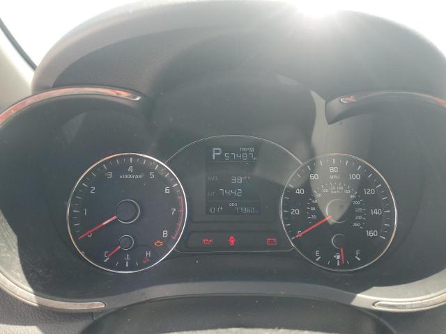 Photo 9 from auction – 2017 KIA FORTE LX with VIN 3KPFK4A79HE018202