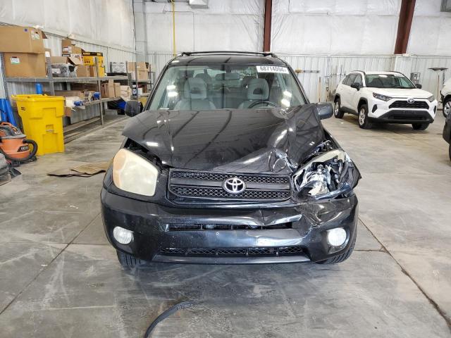 Photo 5 from auction – 2005 TOYOTA RAV4 with VIN JTEGD20V550065035