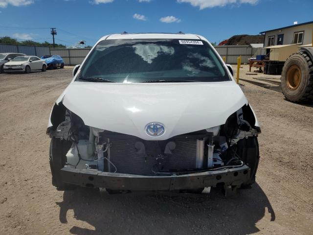 Photo 5 from auction – 2015 TOYOTA SIENNA SPO with VIN 5TDXK3DC6FS537752
