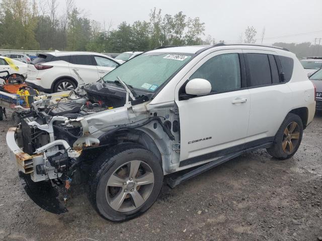JEEP COMPASS LA 2017 with VIN 1C4NJDEB5HD176924 - Photo from auction