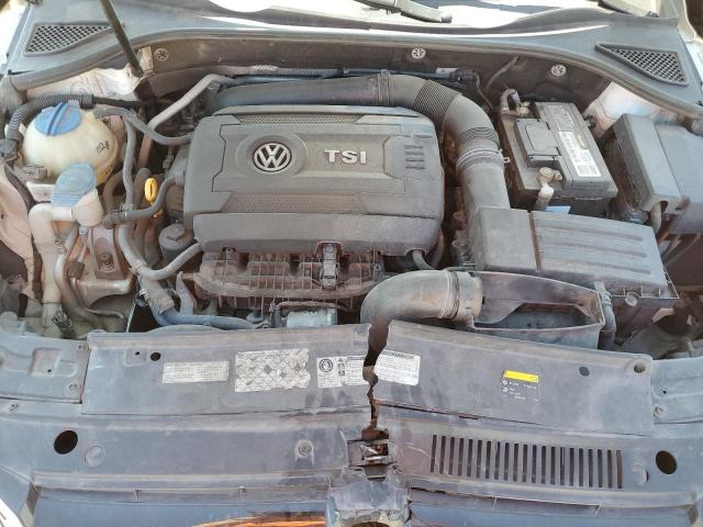 Photo 11 from auction – 2015 VOLKSWAGEN PASSAT S with VIN 1VWAT7A32FC061870