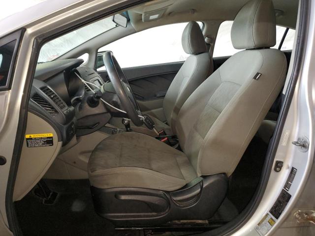 Photo 7 from auction – 2016 KIA FORTE LX with VIN KNAFK4A62G5527353