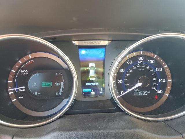 Photo 9 from auction – 2013 HYUNDAI SONATA HYB with VIN KMHEC4A43DA088057