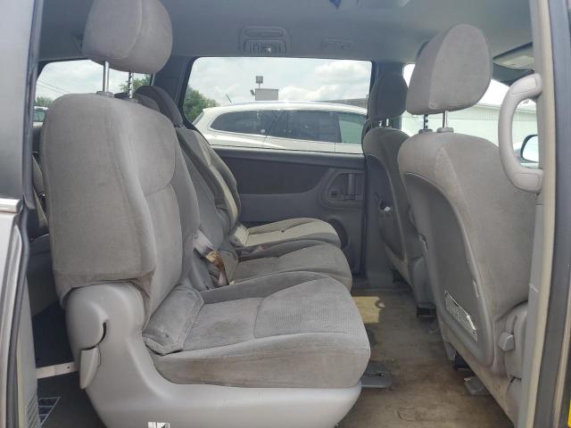 Photo 11 from auction – 2005 TOYOTA SIENNA CE with VIN 5TDZA23C05S332157