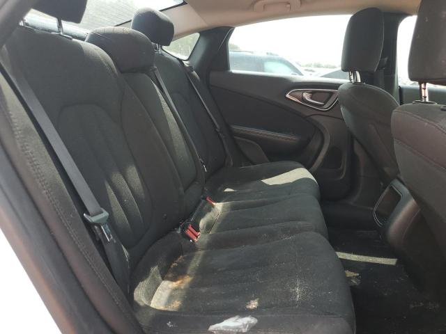 Photo 10 from auction – 2015 CHRYSLER 200 LIMITE with VIN 1C3CCCABXFN705605