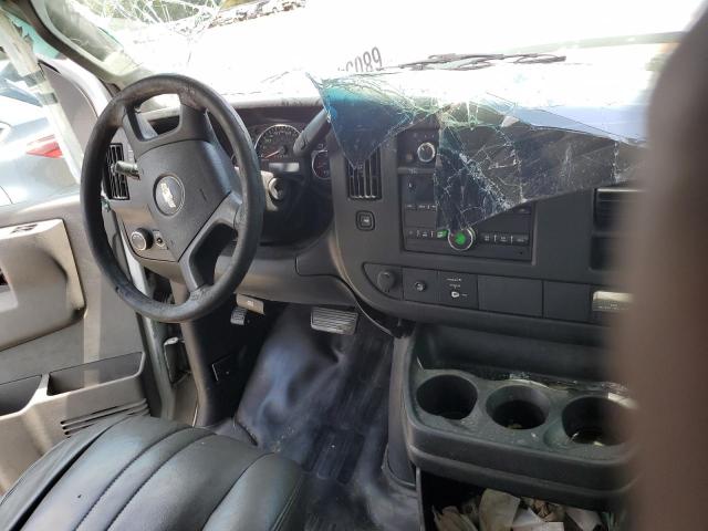 Photo 8 from auction – 2017 CHEVROLET EXPRESS G2 with VIN 1GCWGAFF4H1109770