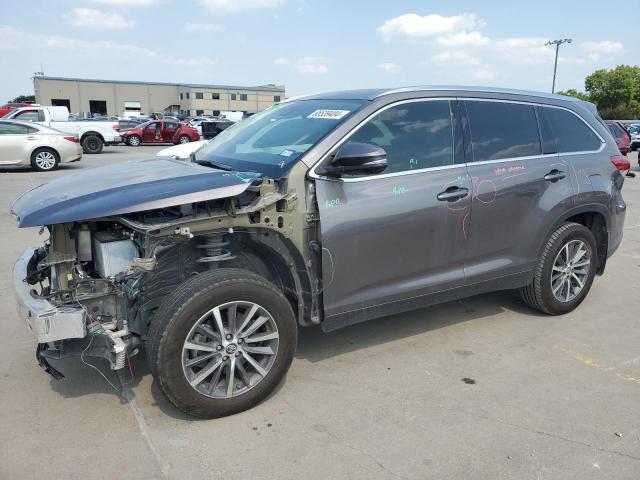 TOYOTA HIGHLANDER 2019 with VIN 5TDKZRFH4KS572625 - Photo from auction