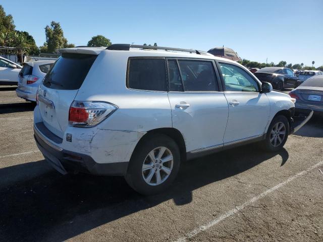 Photo 3 from auction – 2011 TOYOTA HIGHLANDER with VIN 5TDZK3EH8BS046306
