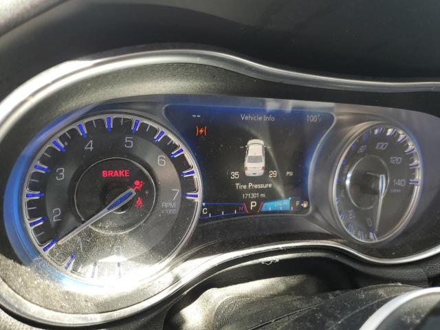 Photo 9 from auction – 2018 CHRYSLER 300 LIMITE with VIN 2C3CCAKG1JH240910