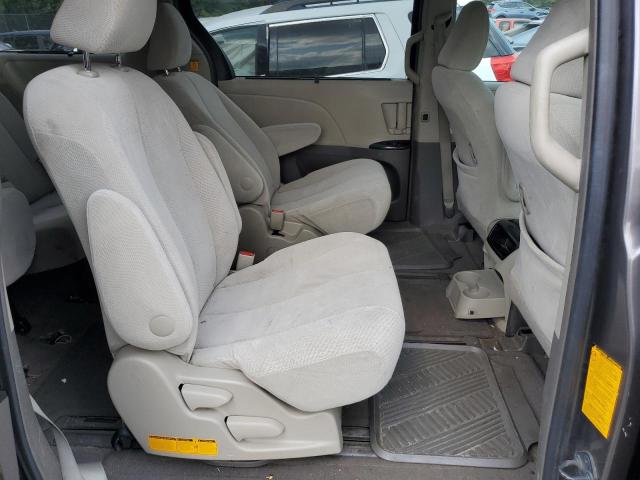Photo 11 from auction – 2011 TOYOTA SIENNA LE with VIN 5TDJK3DC9BS029520