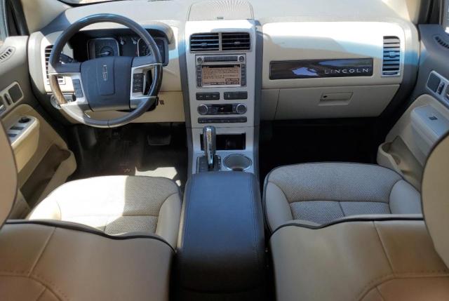 Photo 8 from auction – 2008 LINCOLN MKX with VIN 2LMDU88C18BJ33878