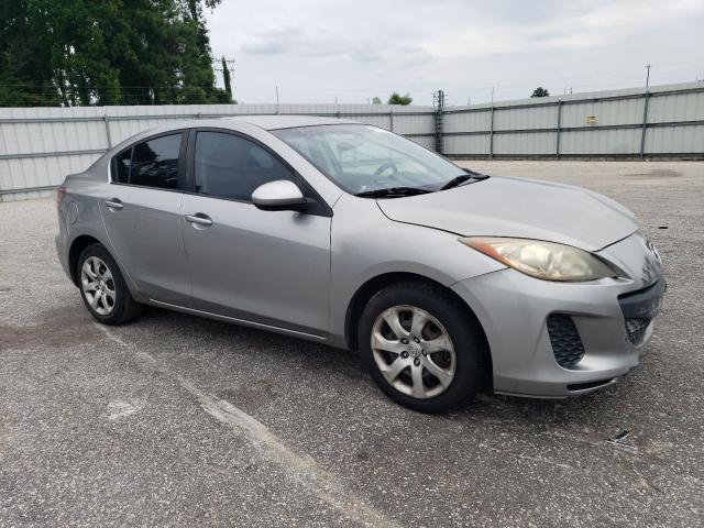 Снимка 4 от търг – 2013 MAZDA 3 I с VIN JM1BL1TF4D1825948